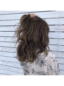 クリーピー(CREAPY) ハイライト×ミルクティーカラー