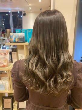 ジーナ 博多(Zina) 【Zina】カーキグレージュ/ヨシンモリ/20代30代40代