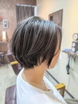 響&nbsp;ショートボブ