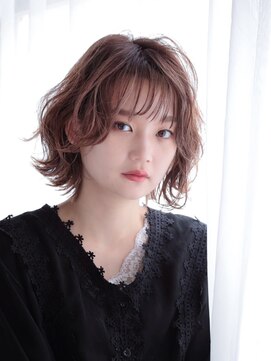 ロンドアベニール 北千住(Lond avenir) シースルーバングで大人めボブ