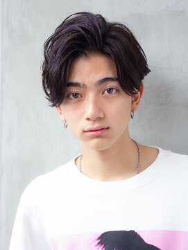 イルハバナ 渋谷(ill HAVANA) 束感/ツーブロック/黒髪/短髪/刈り上げ/センターパート/モテる