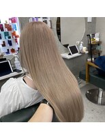 ラル(Lull)&nbsp;(before afterあり)ミルクティーホワイト/髪質改善アルカリ酸熱