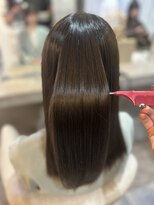 ラビス 浦和(Lovis) 魅力倍増カール/セミディ/シアーカラー/ダークアッシュ/姫カット