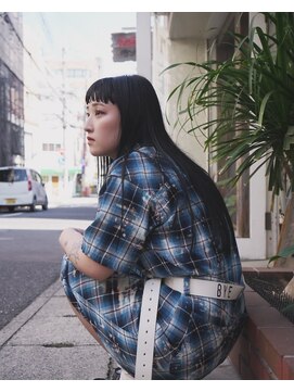 ベック(BECK) 黒髪オン眉ロング顔周りカット