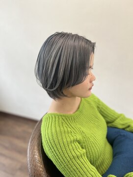 美容室ポール 西葛西店(PAUL) シルバーアッシュ ブルーシルバー ブリーチカラー 透明感