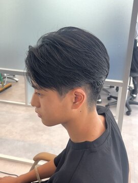 ジーナ 天神(Zina) 【Zina】メンズ/韓国/センターパート/縮毛矯正/福岡/天神/大名