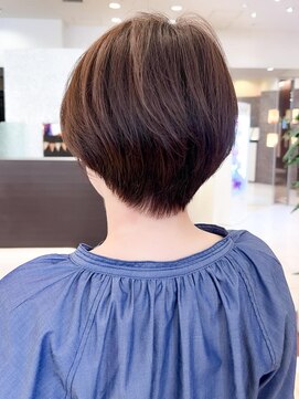 ヴィサージュ ギンザ VISAGE GINZA 丸みショートボブ