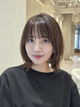 ソワネ 表参道(soigne) 表参道酸性ストレートパーマ艶髪ミディアムレイヤーベージュ40代