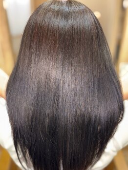 ヒア 春日井店(here.)の写真/髪の状態に合わせて選べるトリートメントをご用意！髪の内側から補修して、まとまりのある艶スタイルに♪