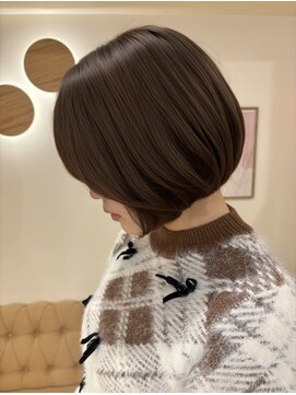 ラヴィズム 名駅店(LUVISM) ミルクティーブラウン/グレージュ/くびれボブ/ブリーチ/yuria