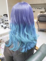 デイズ(days)&nbsp;ブルーパープルから水色ブルーへのツートンカラーグラ