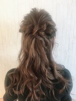 カペリベラグラマラス CapelliBellaGLAMOROUS 簡単ヘアアレンジ×ハーフアップ