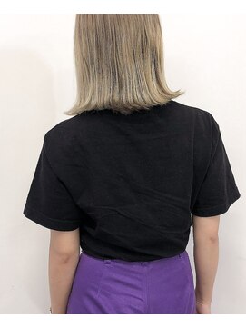 ガーランドウメダ(Garland umeda) ボブ×ハイトーンベージュ