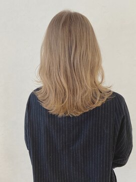 リアン(Lien) クリーミーベージュ/MARINA