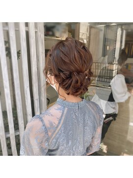 シエル(hair terrace Ciel) ダウンシニヨン☆アップスタイル