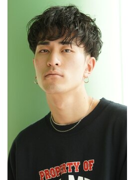 にもう 女将が提案するセンターパート韓国マッシュニュアンスマッシュ