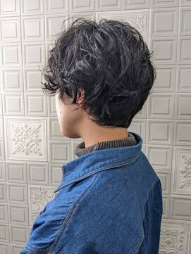 ヘンリエッタ 自由ヶ丘(Henrietta) くせ毛風ショート