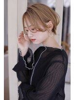 ベール(BALE) 大人かわいいハイトーングレージュショートボブ20代30代40代