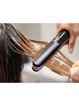 【髪質改善サロンOPEN】チリチリ毛もうるツヤに!?ダメージ毛の髪質改善『UPTOGLOSS』導入店!!