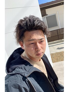 レガーレ(Legare) ショートレイヤー　スパイラルパーマ