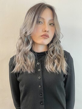 ゼストララ(ZEST Lara) デザインカラー×パツっとミディアム【吉祥寺】