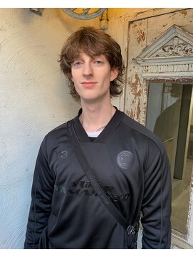 ロイジー(roijir) 表参道　roijir マッシュウルフ