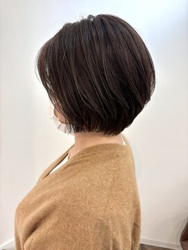 エルア 辻堂(LR.) 大人可愛いショートボブ