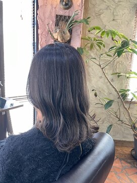 ロッソバイアルター 鎌取(ROSSO by aL-ter) 【美髪/ピンクブラウン/切りっぱなしボブ】千葉香奈