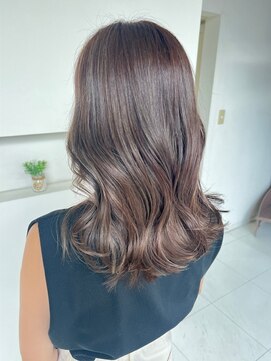 スリーヘアーデザインズ(Three Hair Designs) a