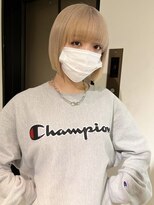 ペレ 梅田(PELE)&nbsp;イメチェン/ホワイトブロンド/外ハネボブ/美髪/梅田