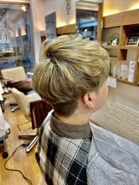 スローリー(slowly) 卒業式ヘア/10代20代/大学生ヘア/メンズブリーチ