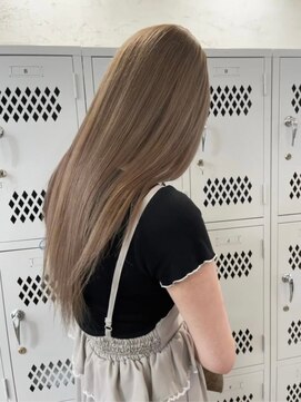 エリマバイフィフス 調布(elima by fifth) 調布ベージュカラーダブルカラーロングミルクティーベージュ