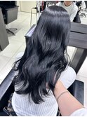 暗くするなら！重くなりすぎないブルーブラック