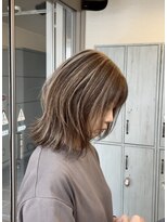 フィーカ(Fika) 白髪ぼかしハイライトカラー