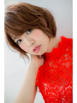 ローレン(LOREN) 『LOREN』5秒でできる♪簡単スタイルング！大人ボブ 耳かけOK