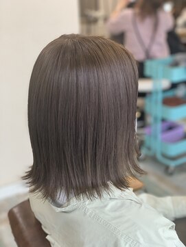 リノカヒリ(Lino kahili) 切りっぱなしマロンボブ