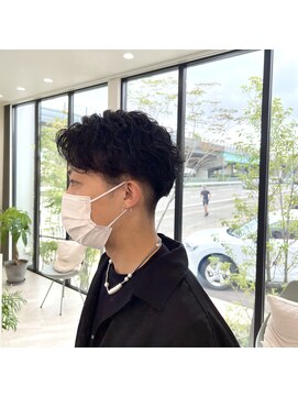 ケーオーエスピンク(K O S pink) 緩めスパイラル×センターパート