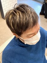 グラッシー センター北店(GLASSI)&nbsp;【脱白髪染めハイライト】マニッシュショート★スモーキーグレー