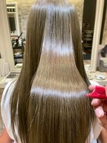 クロワ(croix) ミネコラトリートメント