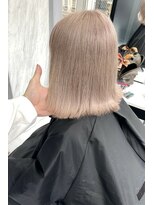 リア 大阪梅田(Ria)&nbsp;～ミルクティーべージュ～【Ria 大阪 梅田】