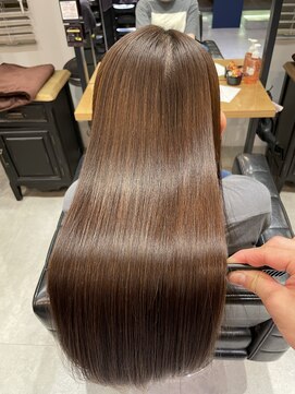 ライフ(LIFE) 髪質改善ヘアエステ/縮毛矯正/ストレート/イメチェン/フェミニン