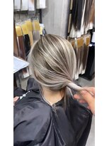 ラフ(LAFF)&nbsp;#バレイヤージュ#グレージュカラー#ボブウルフ#ココアベージュ