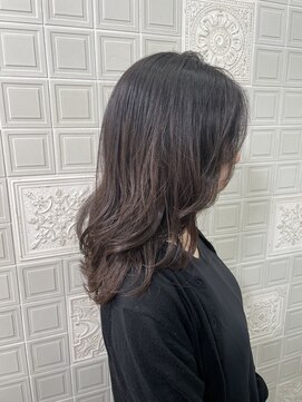 ヘンリエッタ 自由ヶ丘(Henrietta) レイヤーグレージュ