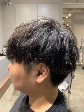 グーフォ(gufo) ツイストパーマ