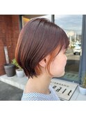 ショートボブとオレンジのインナーカラー