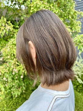 コンフェティ さくら浄水店(Confetti) 外はねボブ