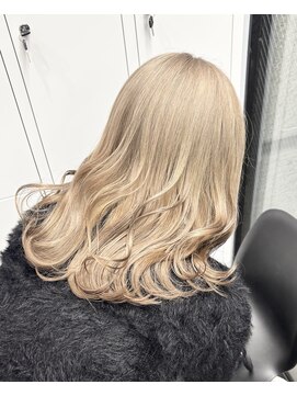 シンカ(thinka) ミルクティーベージュ