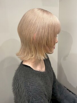 ベレーザ 渋谷(BELEZA) 13268ブリーチ＆ダブルカラー韓国レイヤーホワイトブロンド