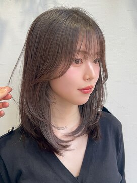 ビューシンサイバシ(VIEW SHINSAIBASHI) ミディアムレイヤーくびれヘア顔まわりカット20代30代心斎橋