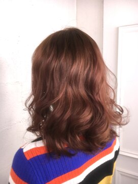 ラックスビー ユナイテッド 神戸三宮いくたロード店(LUXBE UNITED) コーラルピンク☆ブリーチあり